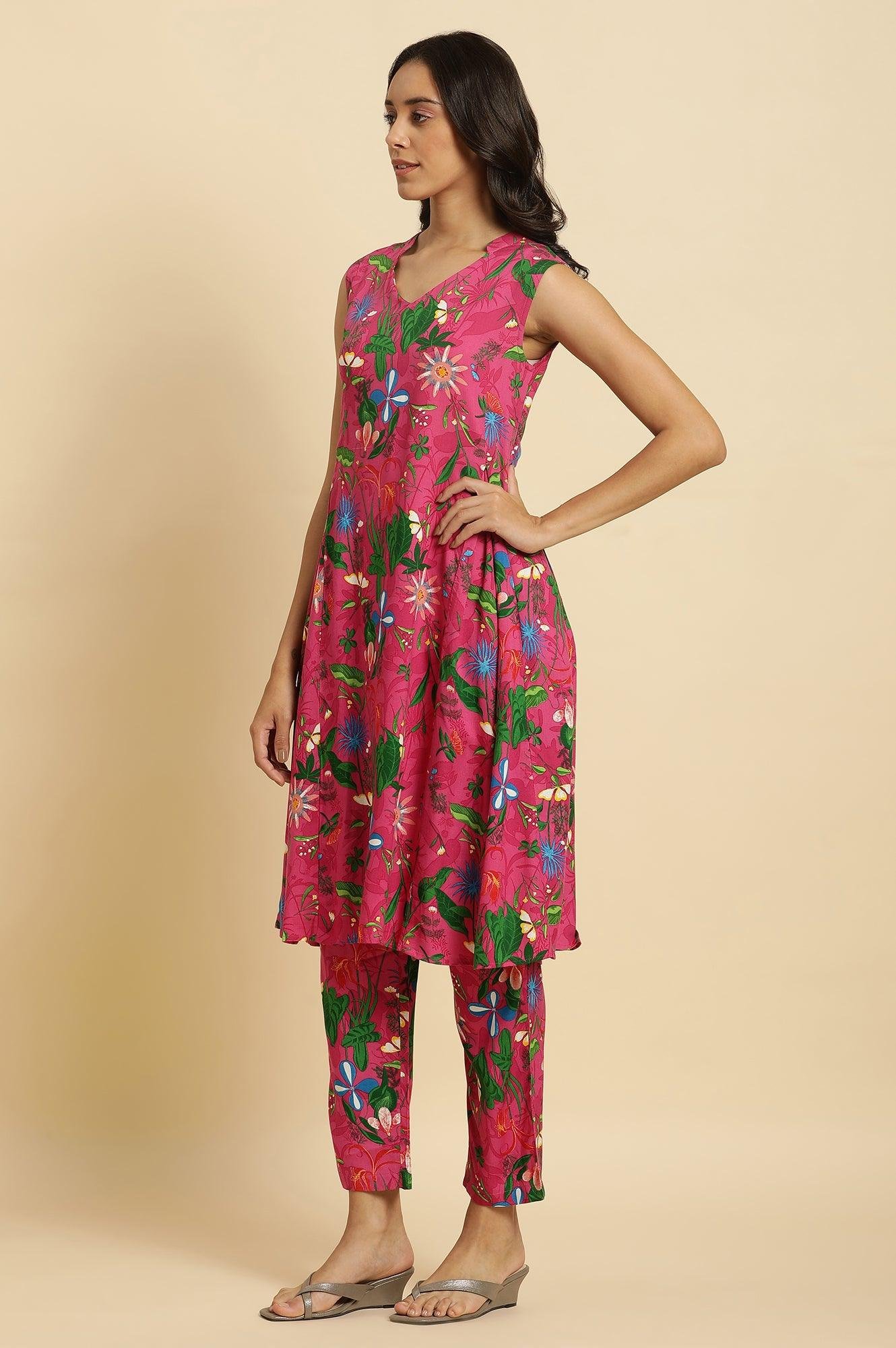 Pink Floral Printed Sleeveless Kurta & Pants Co-Ord Set - Image 10